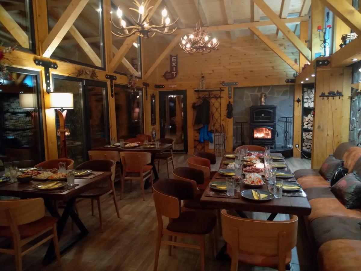ホテル Algara Hut パニチシテ エクステリア 写真