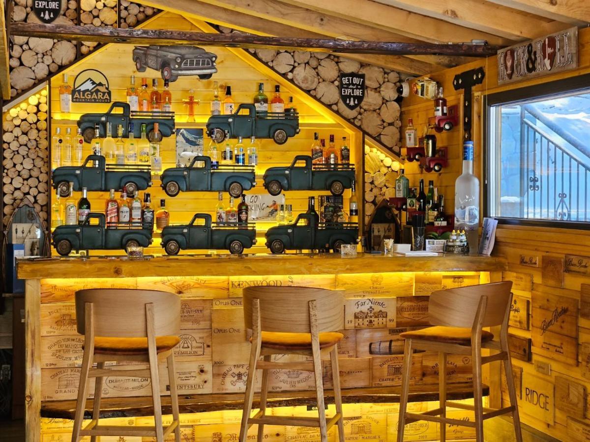 ホテル Algara Hut パニチシテ エクステリア 写真