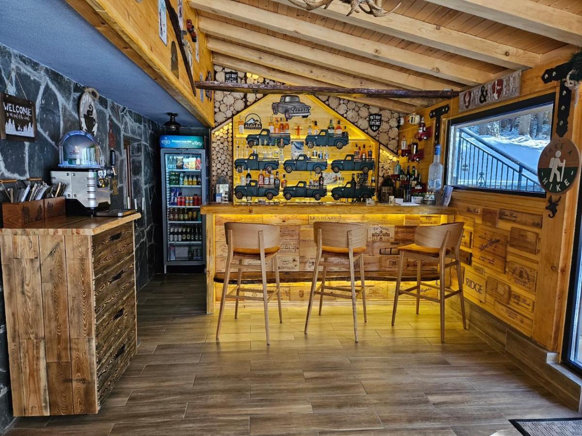 ホテル Algara Hut パニチシテ エクステリア 写真