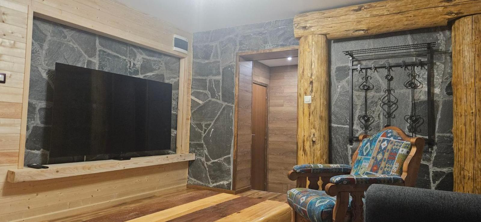 ホテル Algara Hut パニチシテ エクステリア 写真